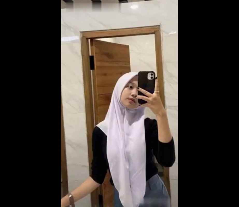 Bokep indo anak SMA ngewe di oyo