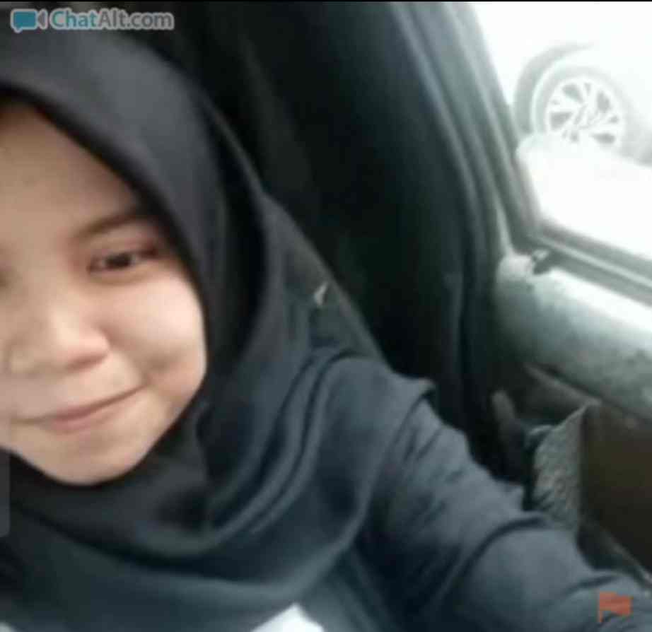 Bokep jilbab cantik gabut spill toket