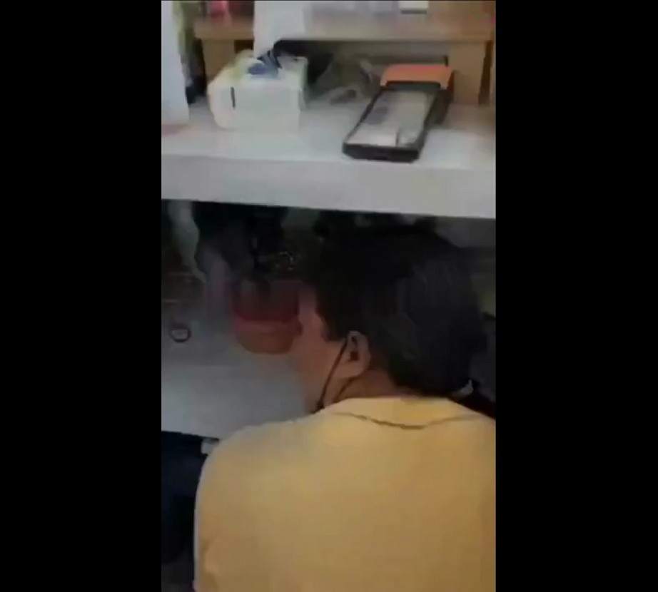 Bokep ngewe penjual jus pinggir jalan